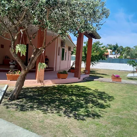Circeo La Mola Guest house