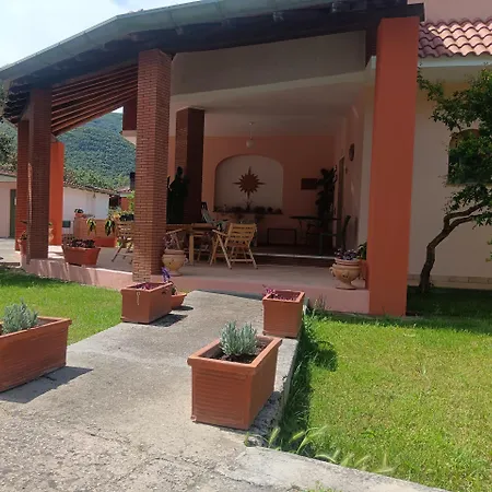 Circeo La Mola Guest house