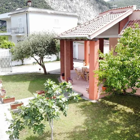 Circeo La Mola Guest house *